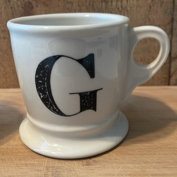 Set of 2 Anthropologie Monogram Initial “G” White Coffee Tea Mugs - Picture 8 of 9